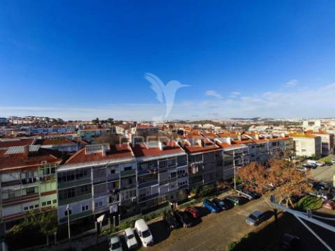 Apartamento t4 | damaia de cima | amadora
