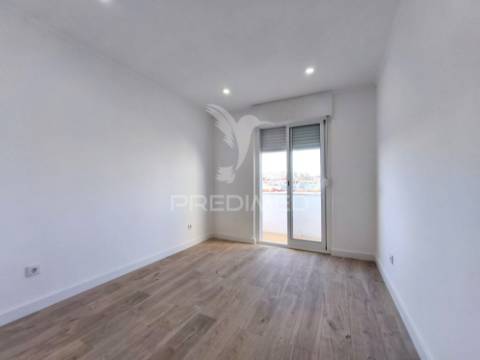 Apartamento t4 | damaia de cima | amadora