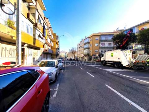 Apartamento t3 | equipado | remodelado | amadora