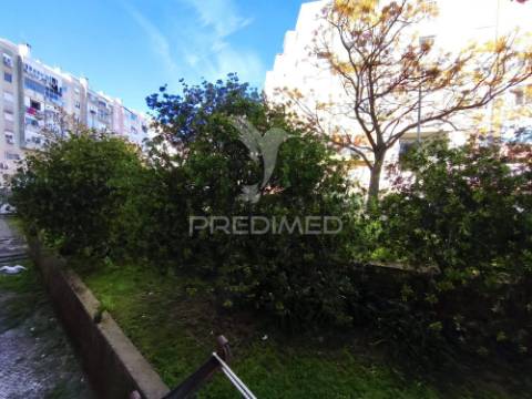 Apartamento t3 | equipado | remodelado | amadora