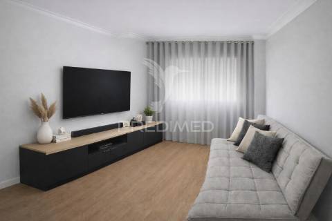 Apartamento t2 | elevador | remodelado | rio tiinto