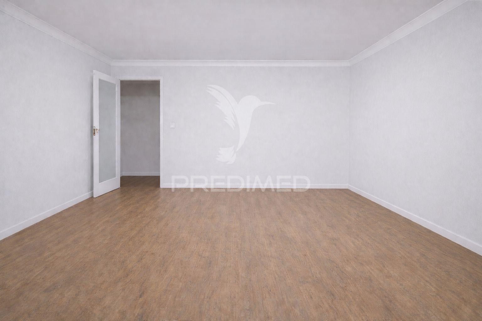 Apartamento t2 | elevador | remodelado | rio tiinto