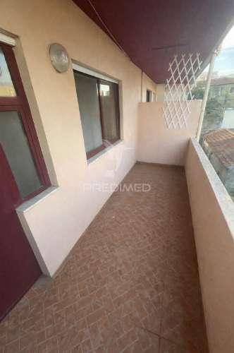 Apartamento t2 | elevador | remodelado | rio tiinto