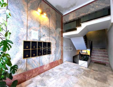 Apartamento t2 | remodelado | venteira | amadora