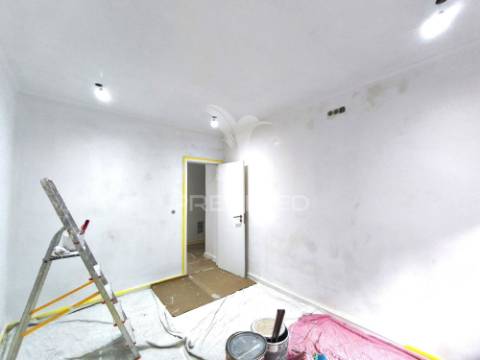 Apartamento t3 | remodelado | queluz | sintra