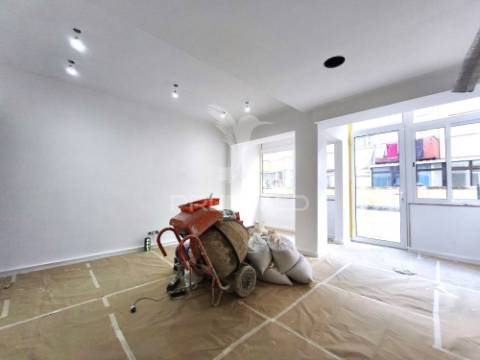 Apartamento t3 | remodelado | queluz | sintra