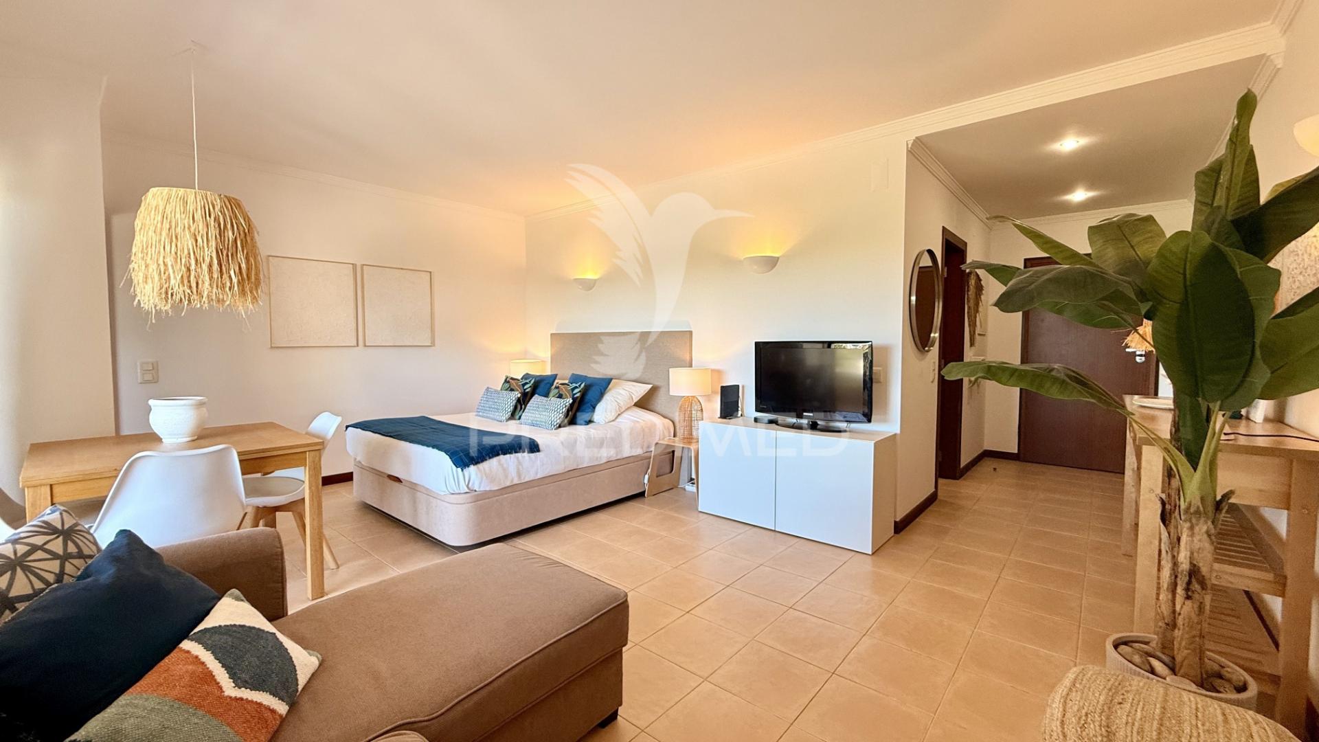 Apartamento como novo nos salgados