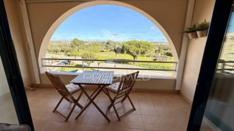 Apartamento como novo nos salgados