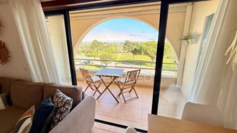 Apartamento como novo nos salgados