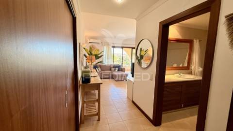 Apartamento como novo nos salgados