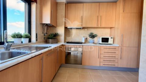 Apartamento como novo nos salgados