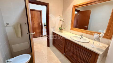 Apartamento como novo nos salgados