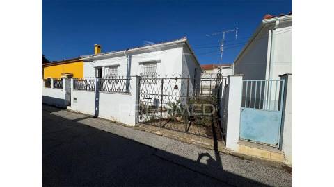 Moradia com grande quintal