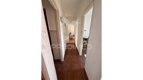 Moradia com grande quintal