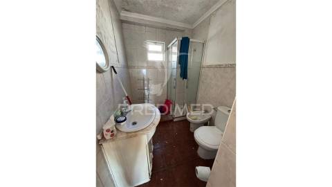 Moradia com grande quintal