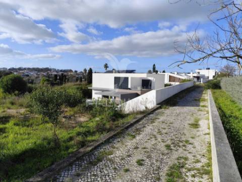 Terreno com projecto aprovado