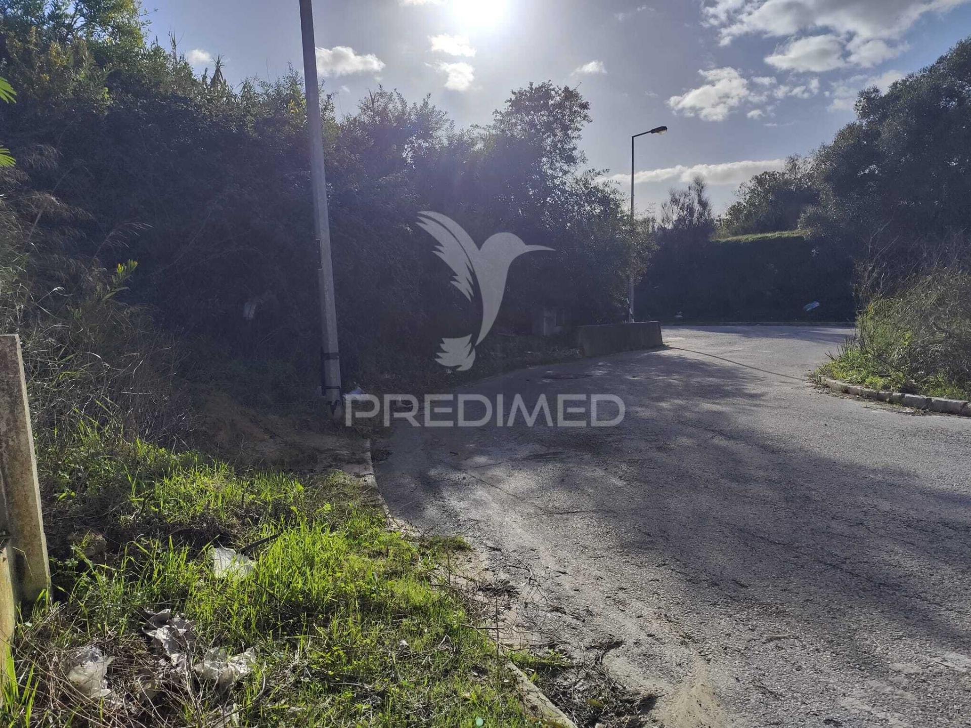 Terreno com projecto aprovado