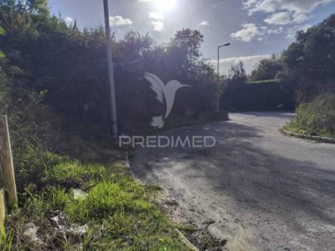 Terreno com projecto aprovado