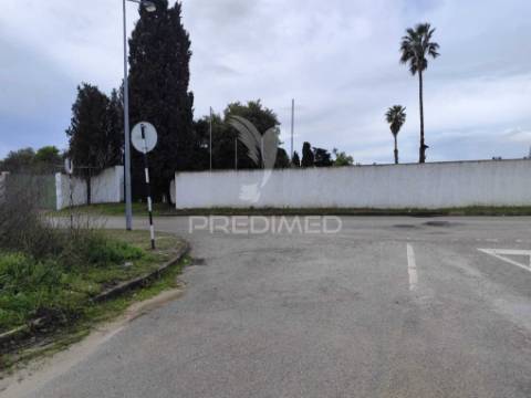 Terreno com projecto aprovado