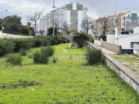 Terreno com projecto aprovado