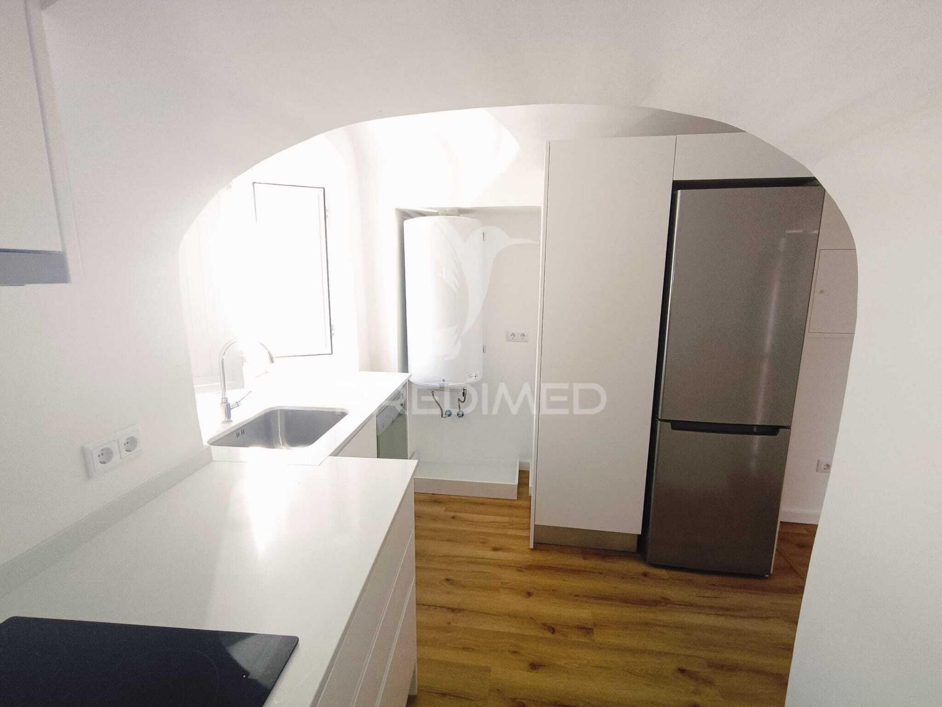 Apartamento t2 totalmente remodelado – centro da cidade