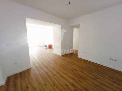 Apartamento t2 totalmente remodelado – centro da cidade