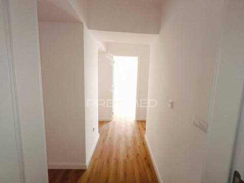 Apartamento t2 totalmente remodelado – centro da cidade