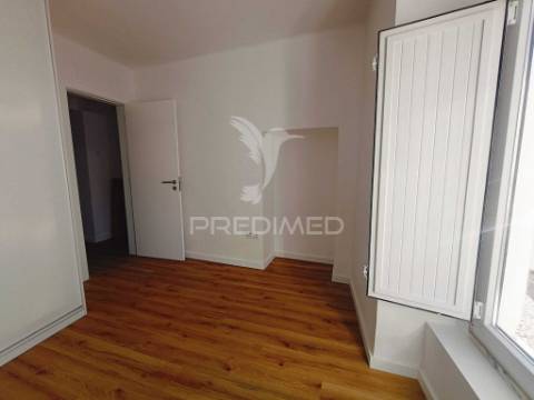 Apartamento t2 totalmente remodelado – centro da cidade