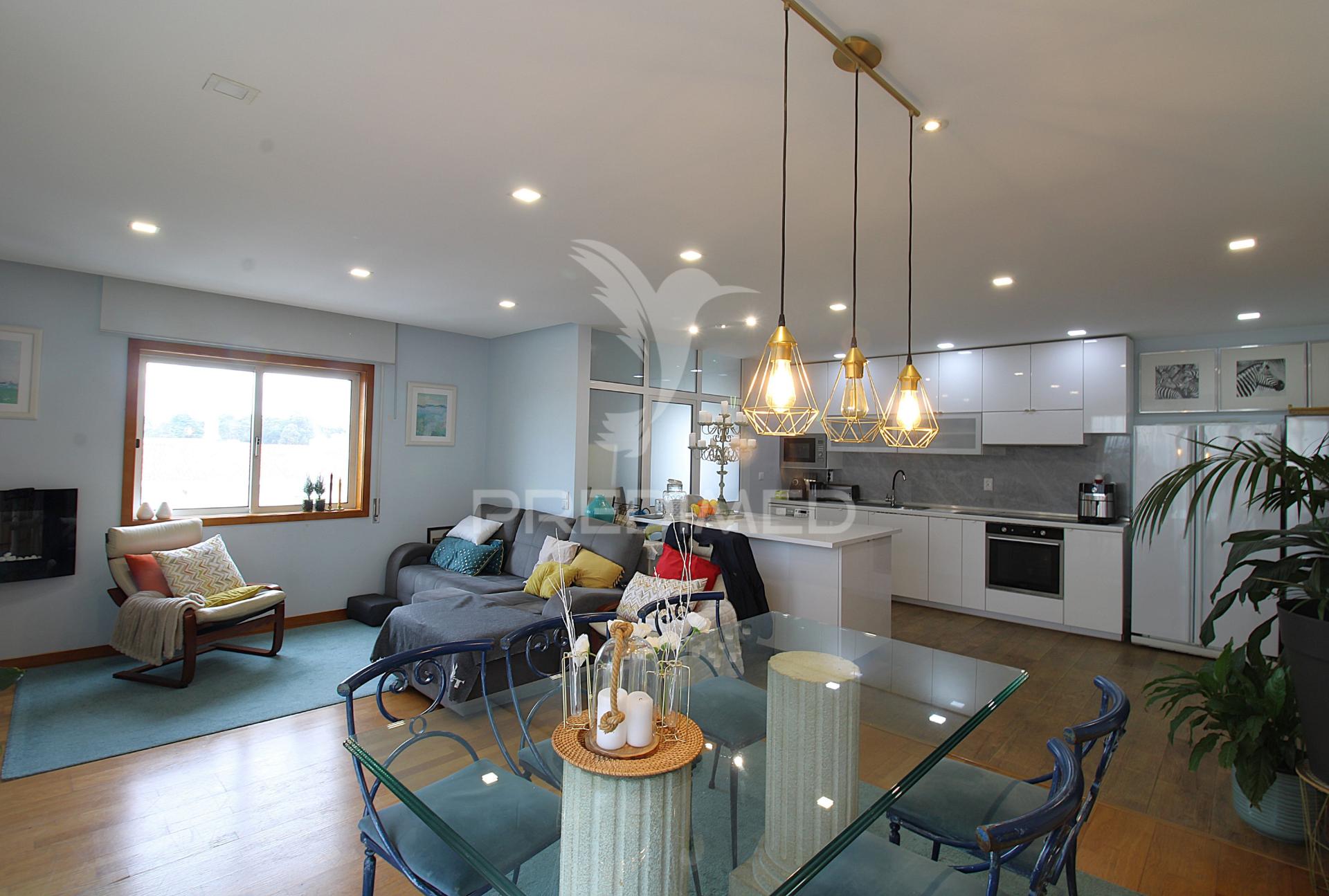 T3 em nogueira, com varanda e 2 lugares de garagem