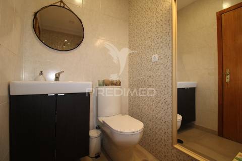 T3 em nogueira, com varanda e 2 lugares de garagem