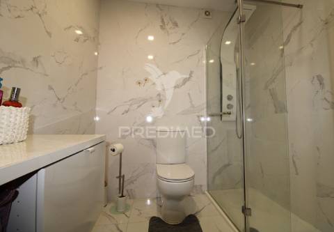 T3 em nogueira, com varanda e 2 lugares de garagem