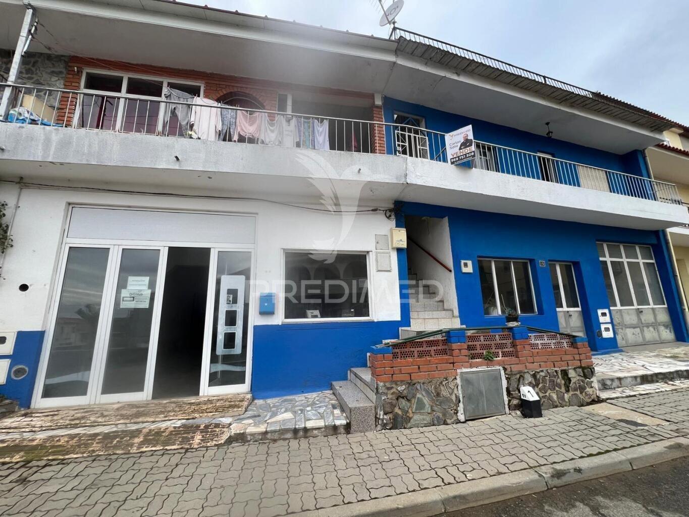 Prédio em propriedade total com elevado potencial de investimento – morais, macedo de cavaleiros