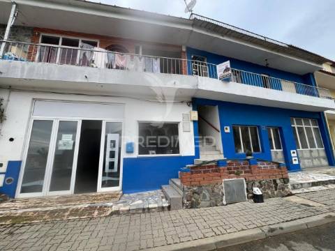 Prédio em propriedade total com elevado potencial de investimento – morais, macedo de cavaleiros