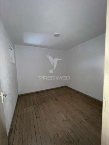 Prédio em propriedade total com elevado potencial de investimento – morais, macedo de cavaleiros