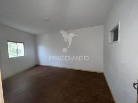 Prédio em propriedade total com elevado potencial de investimento – morais, macedo de cavaleiros