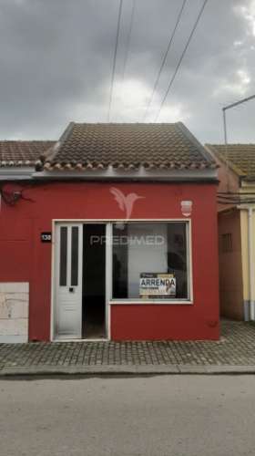 Oportunidade única de arrendamento – loja central no faralhão