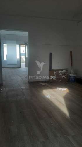 Oportunidade única de arrendamento – loja central no faralhão