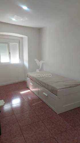 T2 - prédio no centro histório- elvas-terraço