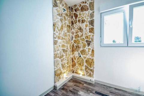 Moradia t3 com terreno amplo em vale de figueira