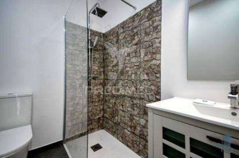 Moradia t3 com terreno amplo em vale de figueira