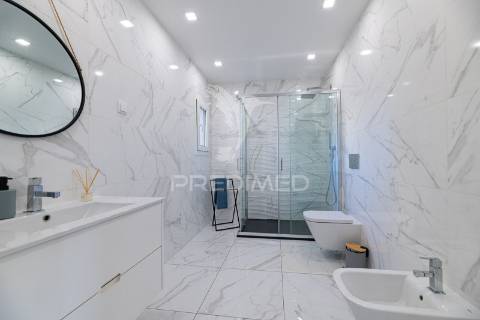 Moradia t5+1 moderna com piscina – são joão dos montes