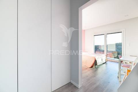 Moradia t5+1 moderna com piscina – são joão dos montes