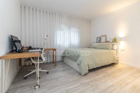 Moradia t4 + t2 independente - remodelada