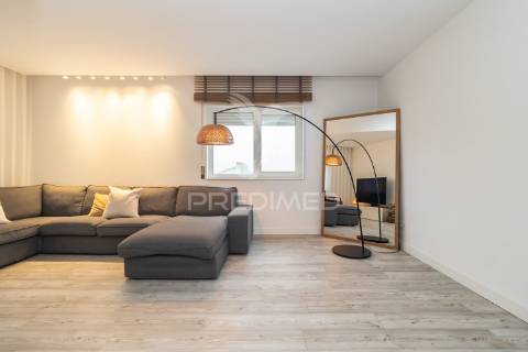 Moradia t4 + t2 independente - remodelada