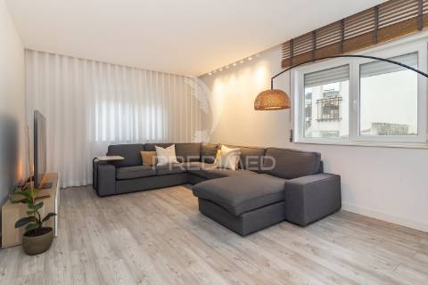 Moradia t4 + t2 independente - remodelada