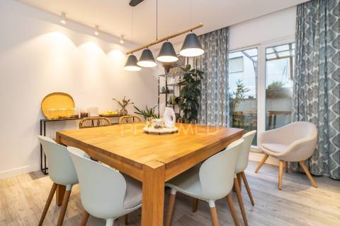 Moradia t4 + t2 independente - remodelada