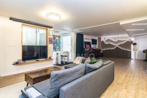 Moradia t4 + t2 independente - remodelada