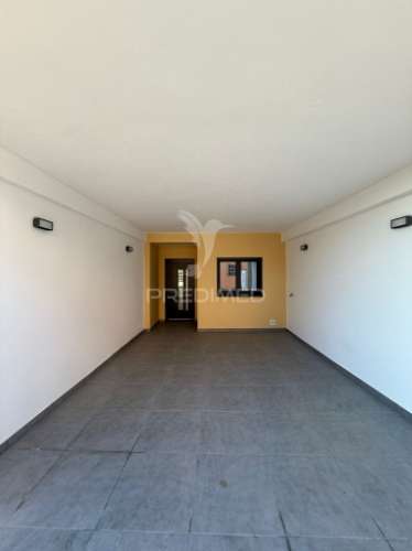 Moradia t2 contemporânea às portas de torres vedras