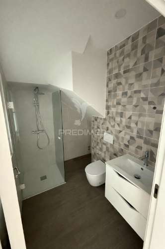 Moradia t2 contemporânea às portas de torres vedras