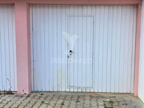 Garagem - centro de grândola